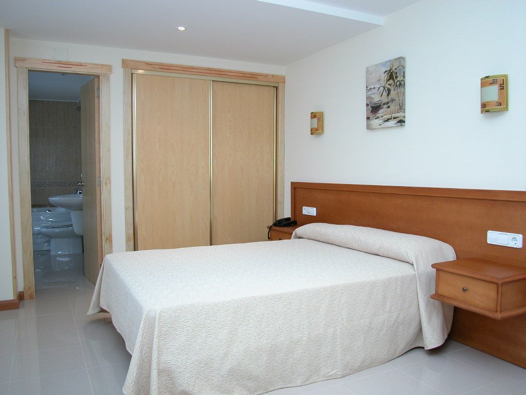 Hotel Vida Playa Paxarinas ปอร์โตโนโว ภายนอก รูปภาพ